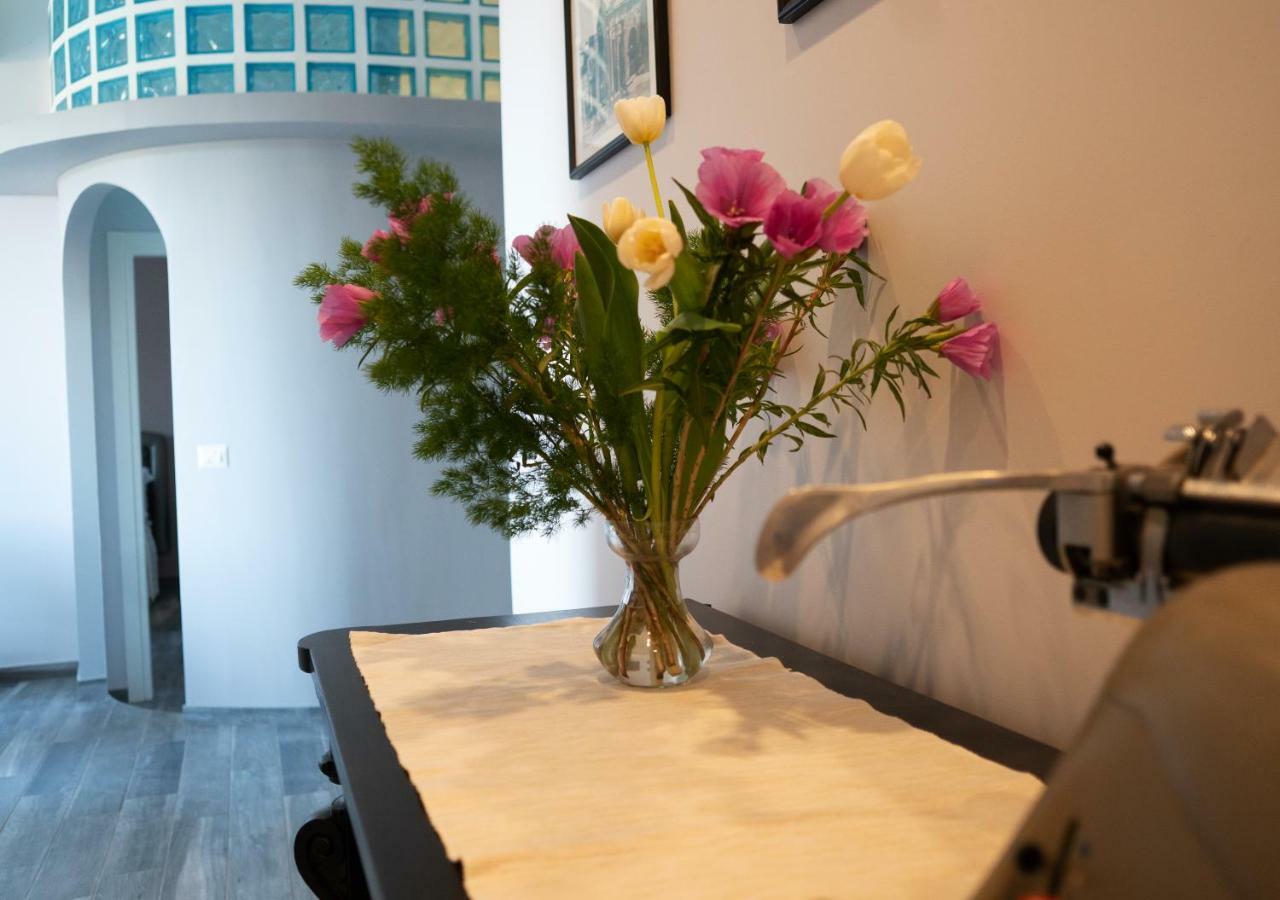 Piazza Bologna Little Suites Roma Exterior foto